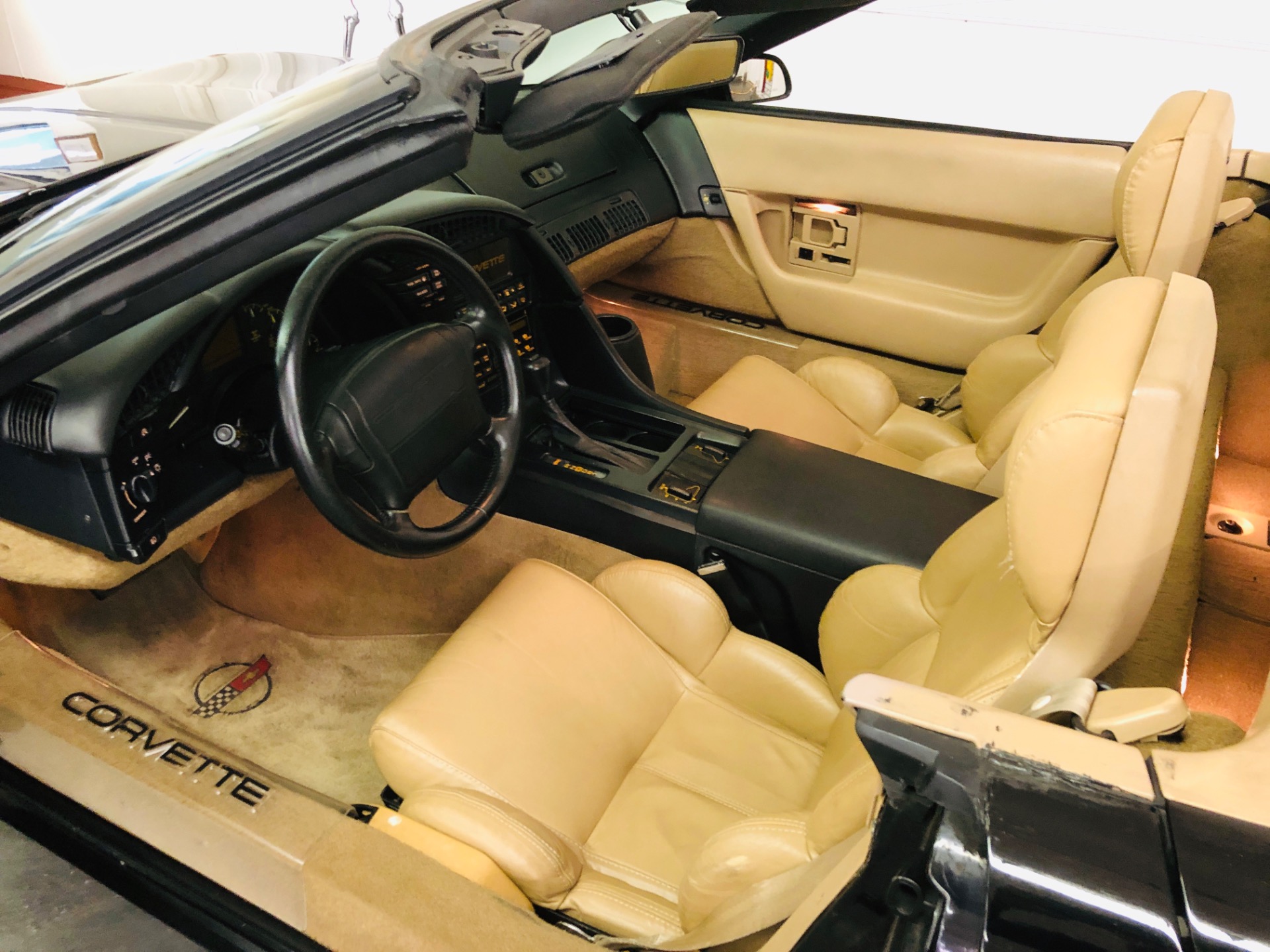 Used 1992 Chevrolet Corvette -CONVERTIBLE SUMMER FUN-AFFORDABLE MODERN CLASSIC-SEE VIDEO | Mundelein, IL