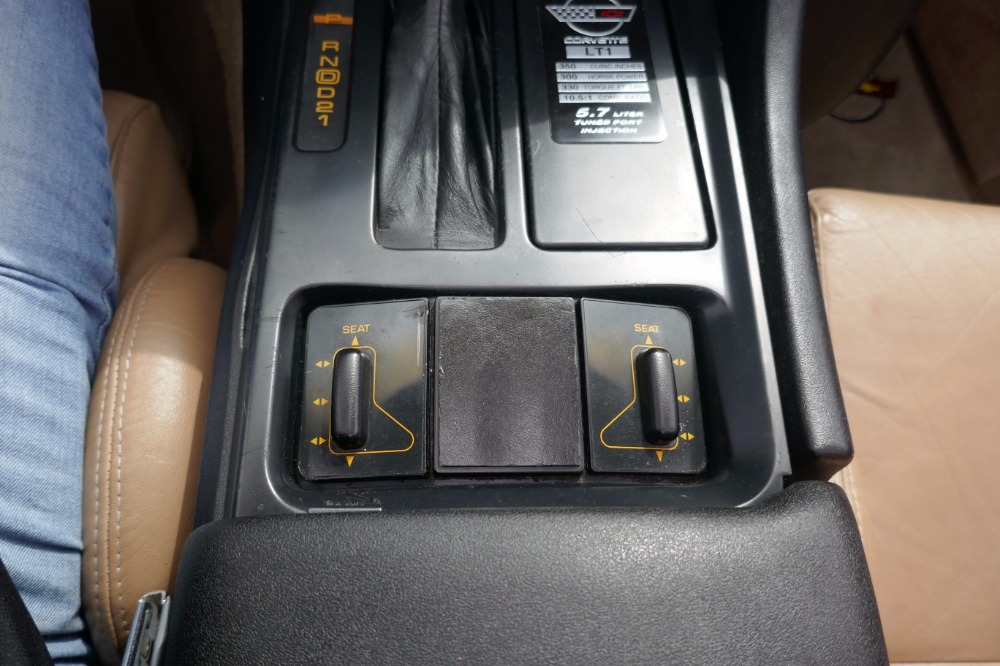 Used 1992 Chevrolet Corvette -CONVERTIBLE SUMMER FUN-AFFORDABLE MODERN CLASSIC-SEE VIDEO | Mundelein, IL