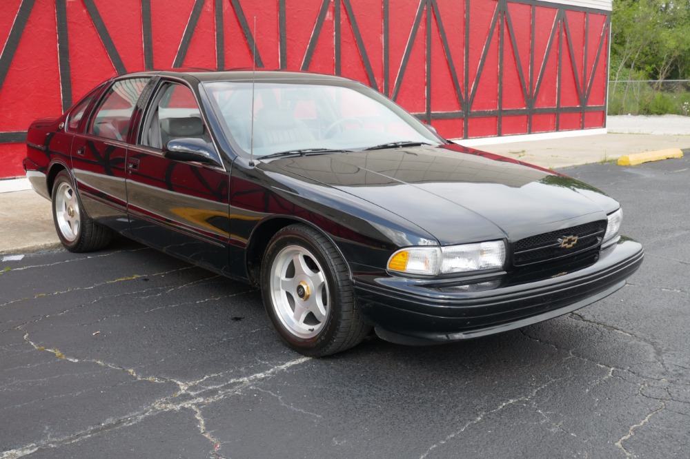 Used 1996 Chevrolet Impala -SS-LIKE NEW-VERY LOW MILES-LIKE NEW-MUST SEE- ONLY 1 OWNER- SEE VIDEO | Mundelein, IL