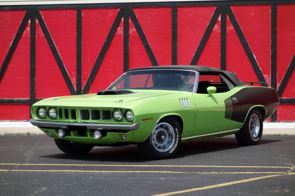 Used 1971 Plymouth Barracuda -426 HEMI- 4 SPEED MANUAL - PISTOL GRIP SHIFTER -SEE VIDEO | St. Petersburg, FL