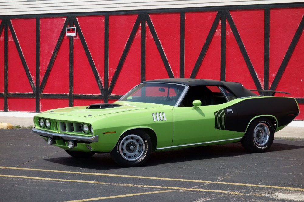Used 1971 Plymouth Barracuda -426 HEMI- 4 SPEED MANUAL - PISTOL GRIP SHIFTER -SEE VIDEO | St. Petersburg, FL