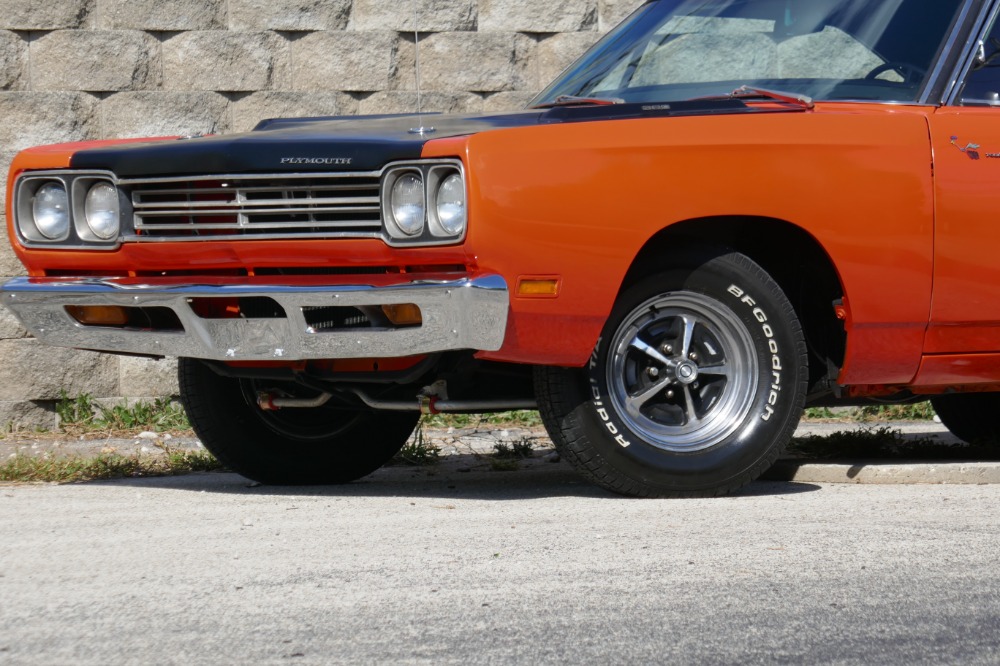 Used 1969 Plymouth Road Runner -REAL H CODE 383-HEMI ORANGE-SOLID MOPAR-AIR GRABBER-SEE VIDEO | Mundelein, IL