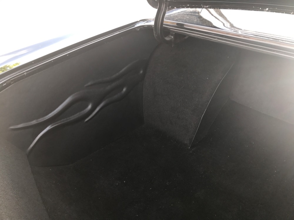 Used 1967 Chevrolet Chevelle -454-MANUAL 6 SPEED TRANS-CUSTOM FLAME PAINT JOB-SLICK CAR-SEE VIDEO | Mundelein, IL