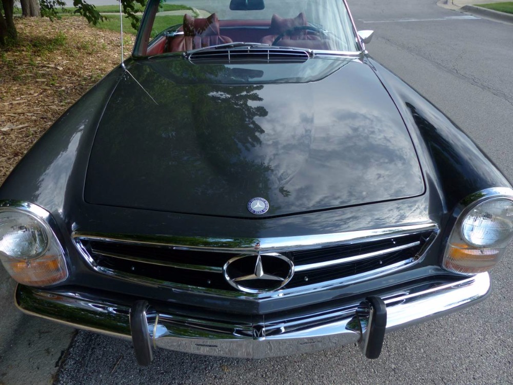 Used 1969 Mercedes Benz 280SL - CONVERTIBLE  WITH PAGODA HARD TOP AND SOFT TOP-USA SPECIFICATION MODEL | Mundelein, IL