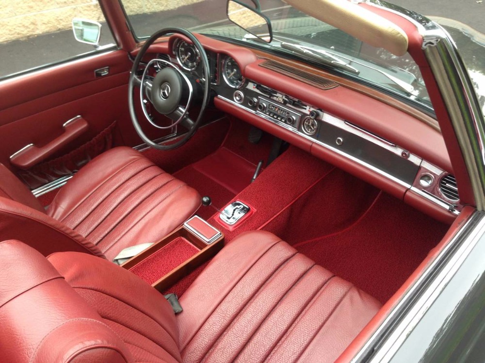 Used 1969 Mercedes Benz 280SL - CONVERTIBLE  WITH PAGODA HARD TOP AND SOFT TOP-USA SPECIFICATION MODEL | Mundelein, IL