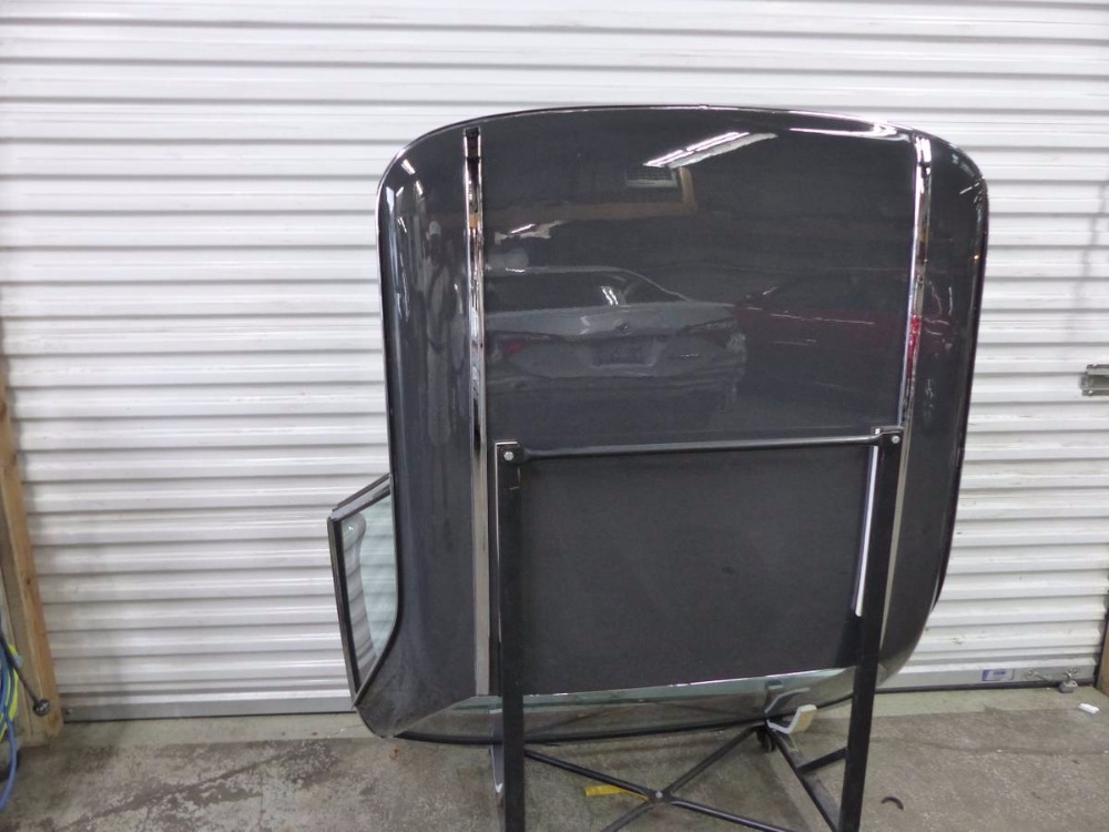 Used 1969 Mercedes Benz 280SL - CONVERTIBLE  WITH PAGODA HARD TOP AND SOFT TOP-USA SPECIFICATION MODEL | Mundelein, IL