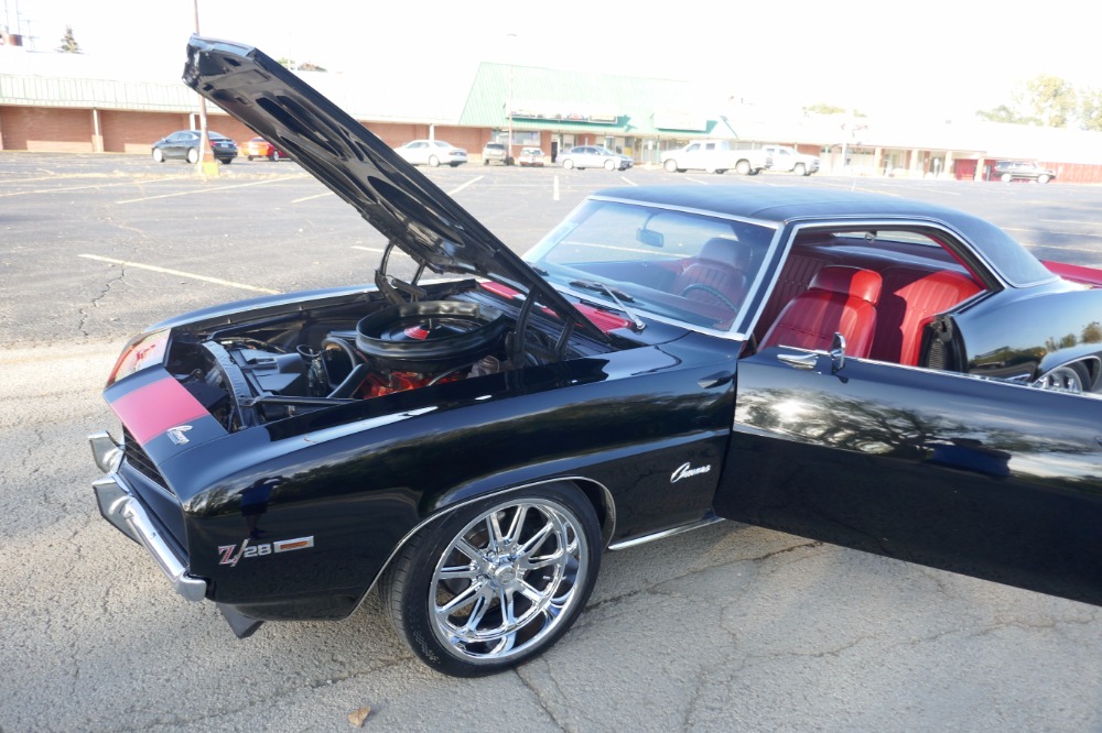 Used 1969 Chevrolet Camaro -Z/28 Tribute-NICE PAINT WITH 4 SPEED-PRO TOURING LOOK- SEE VIDEO | Mundelein, IL