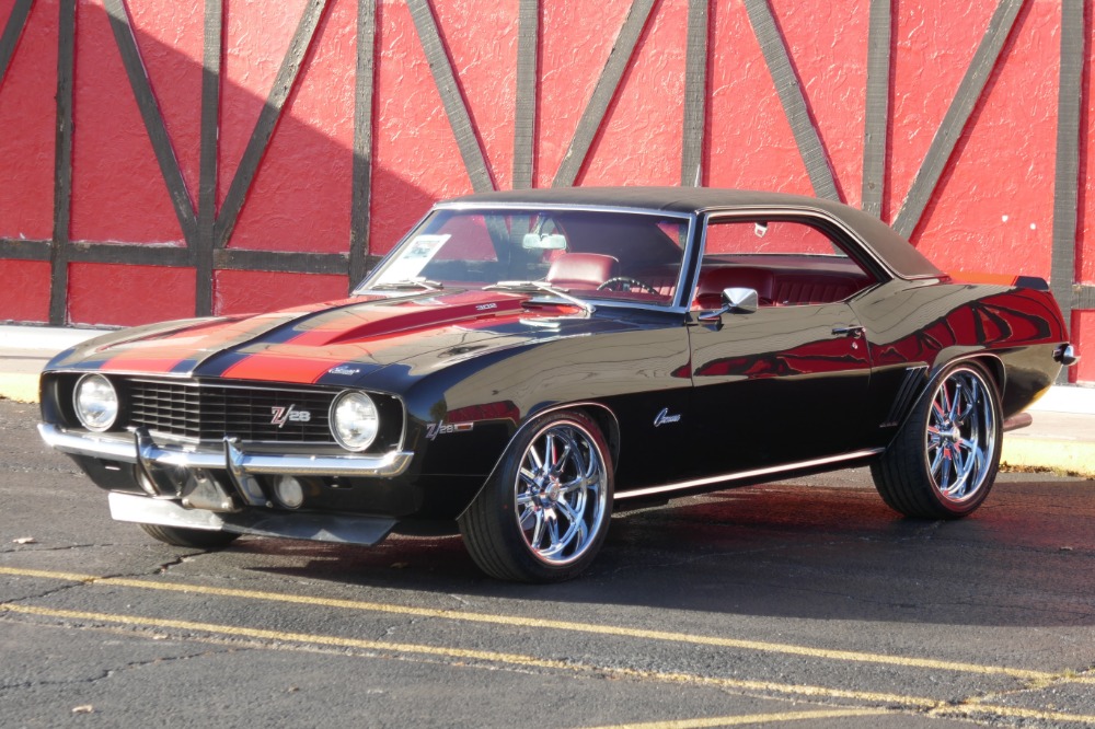 Used 1969 Chevrolet Camaro -Z/28 Tribute-NICE PAINT WITH 4 SPEED-PRO TOURING LOOK- SEE VIDEO | Mundelein, IL