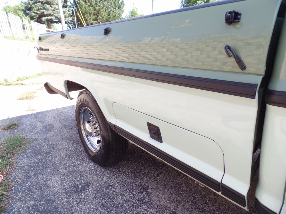 Used 1971 Ford F250 -CALIFORNIA SPORT CUSTOM-CLASSIC- HEFTY 390 V8 - CAMPER SPECIAL- SEE VIDEO | Mundelein, IL
