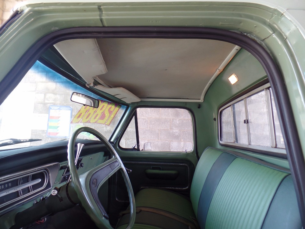 Used 1971 Ford F250 -CALIFORNIA SPORT CUSTOM-CLASSIC- HEFTY 390 V8 - CAMPER SPECIAL- SEE VIDEO | Mundelein, IL