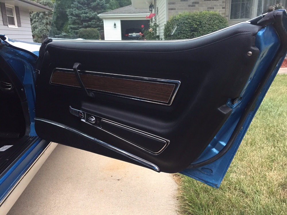 Used 1974 Chevrolet Corvette -WELL MAINTAINED 4SPEED STINGRAY- T-TOPS- SUMMER CAR | Mundelein, IL