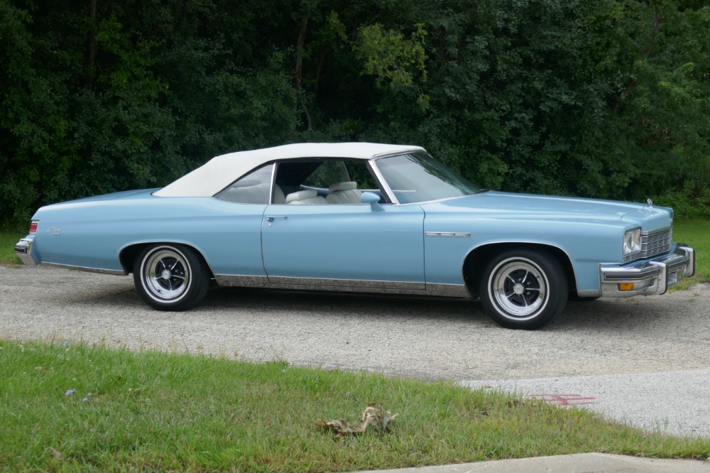 Buick lesabre 1976