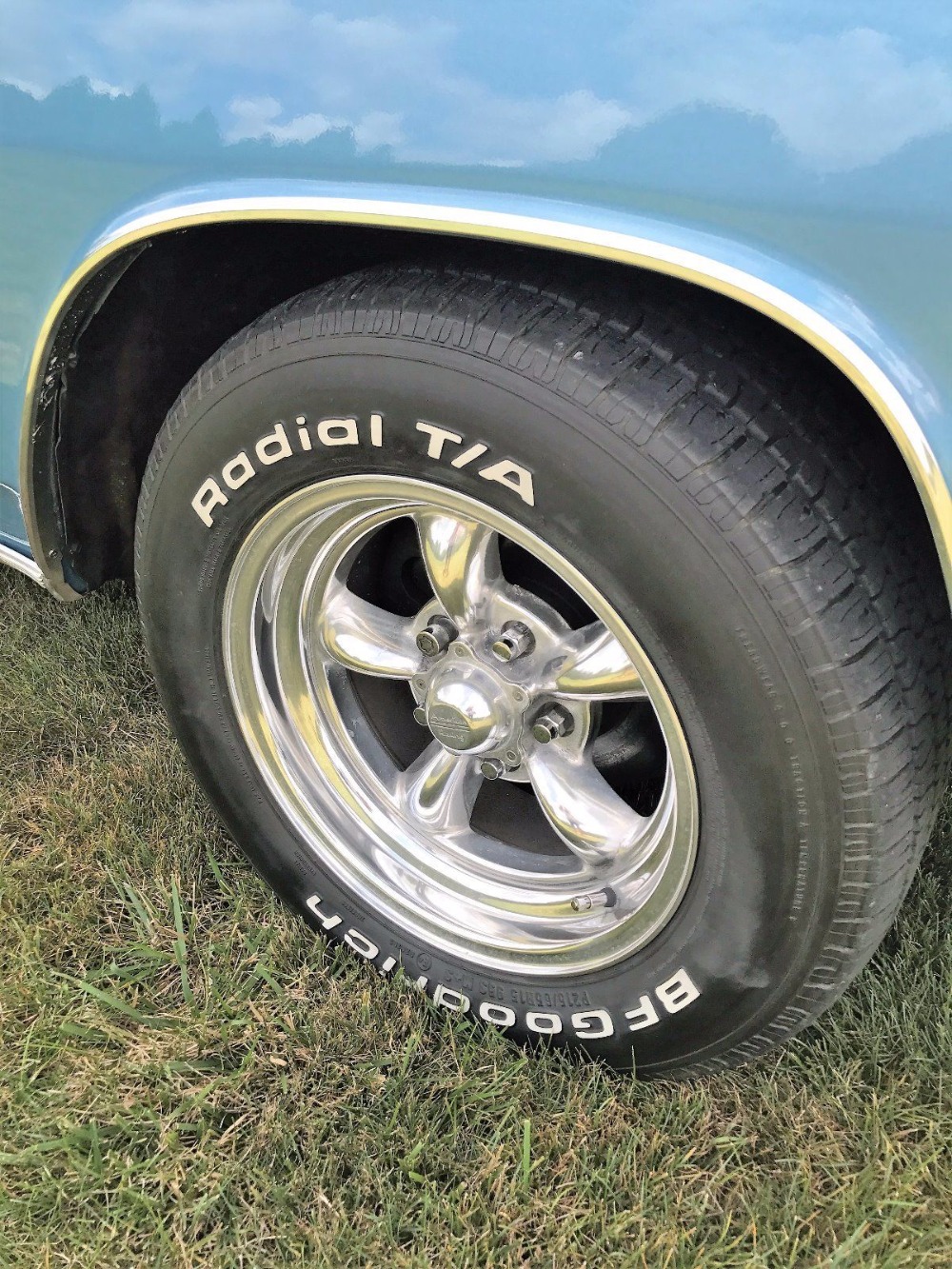 Used 1965 Chevrolet Chevelle Malibu-Summer Fun-Great color combination- Very Reliable- | Mundelein, IL