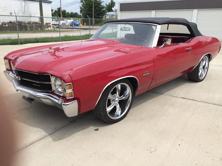 Used 1971 Chevrolet Chevelle CONVERTIBLE WITH NEW INTERIOR AND PAINT- FRESH 427 V8 / AUTO- | Mundelein, IL