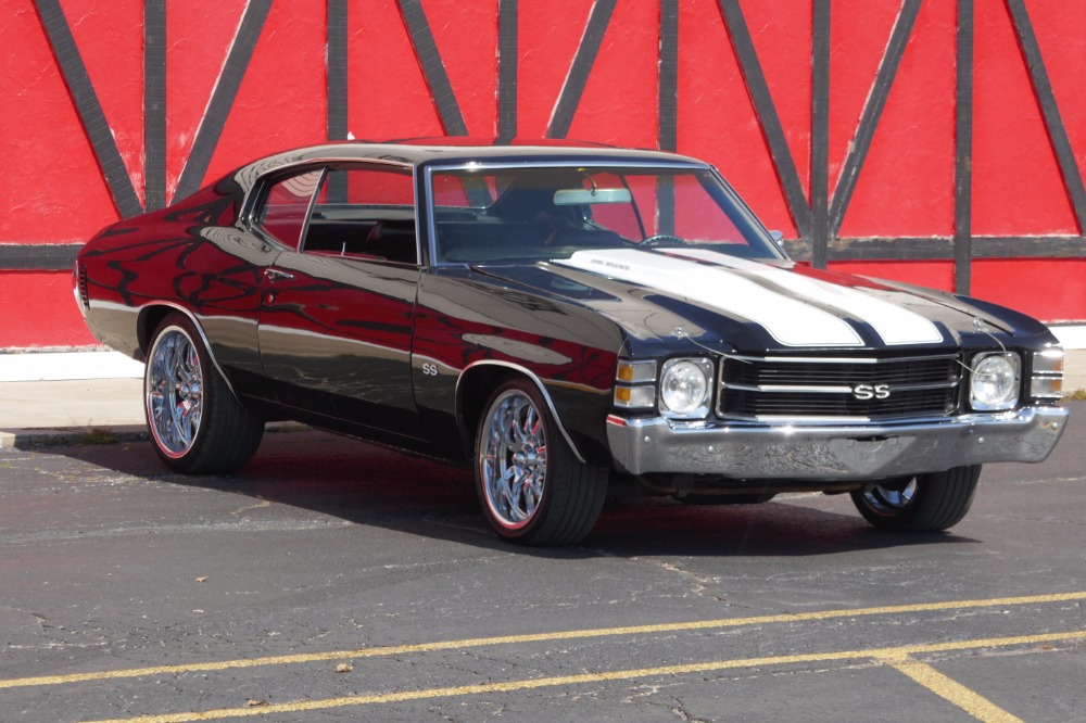 Used 1971 Chevrolet Chevelle -SS454-RESTORED IN 2016-PRO TOURING LOOK-SEE VIDEO | Mundelein, IL