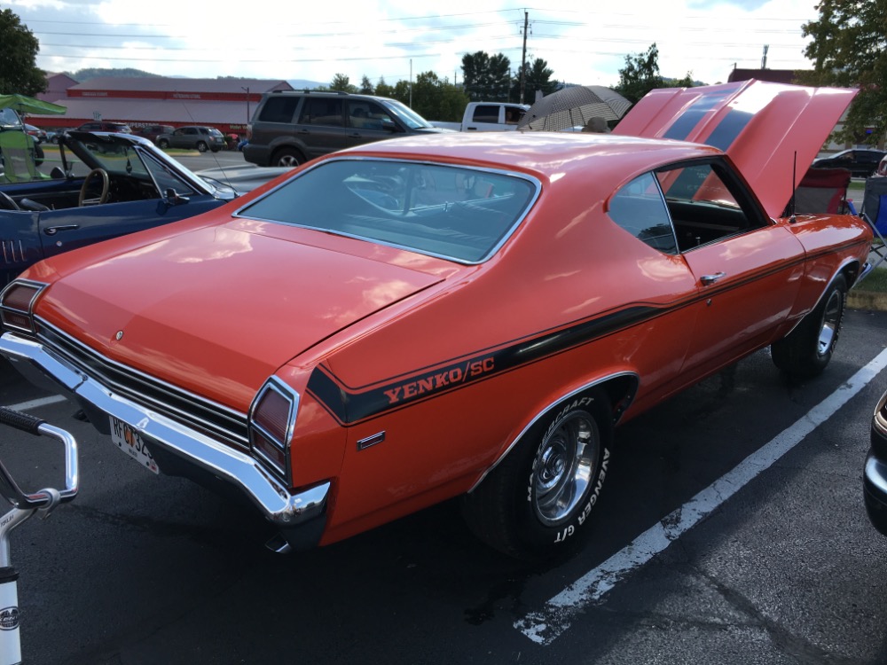 Used 1969 Chevrolet Chevelle -BIG BLOCK 454-YENKO TRIBUTE-HUGGER ORANGE NEW PAINT-FREE DELIVERY- | Mundelein, IL