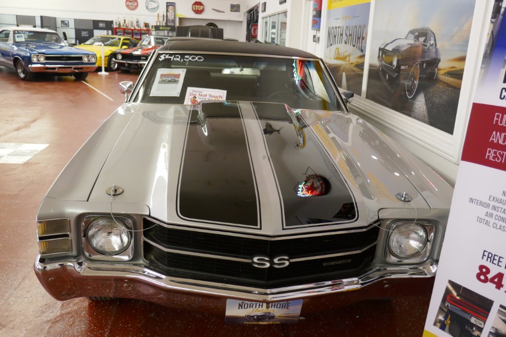 Used 1971 Chevrolet Chevelle -SS-CORTEZ SILVER-NUMBERS MATCHING-BIG BLOCK-4 SPD with AC- | Mundelein, IL