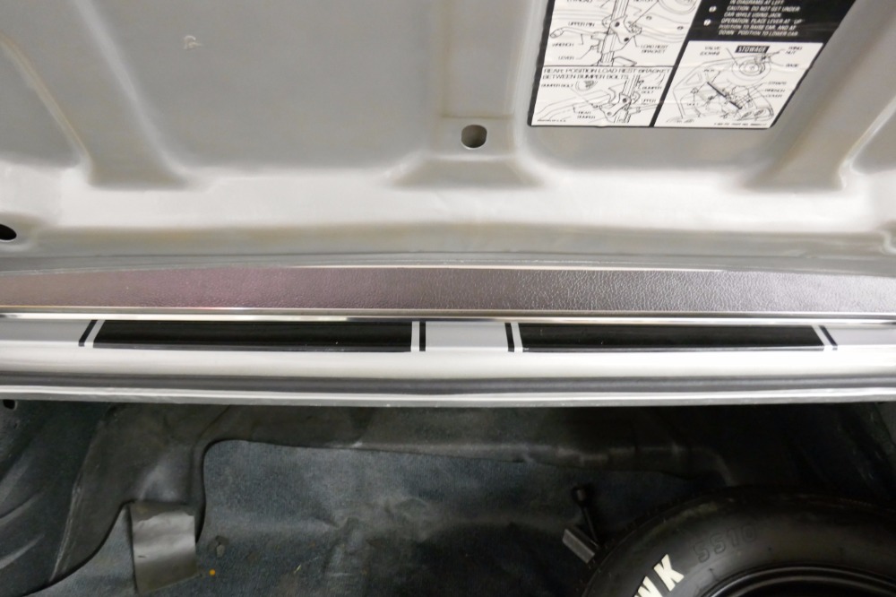 Used 1971 Chevrolet Chevelle -SS-CORTEZ SILVER-NUMBERS MATCHING-BIG BLOCK-4 SPD with AC- | Mundelein, IL