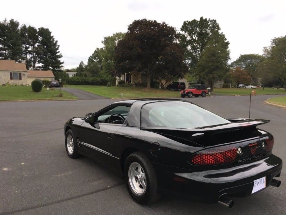 Used 2000 Pontiac Trans Am -LOW 55,600 MILES - MAINTAINED-LS1 ENGINE-6 SPEED-VERY CLEAN BIRD- | Mundelein, IL