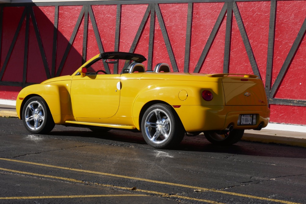 Used 2005 Chevrolet SSR -FUTURE COLLECTABLE- | Mundelein, IL