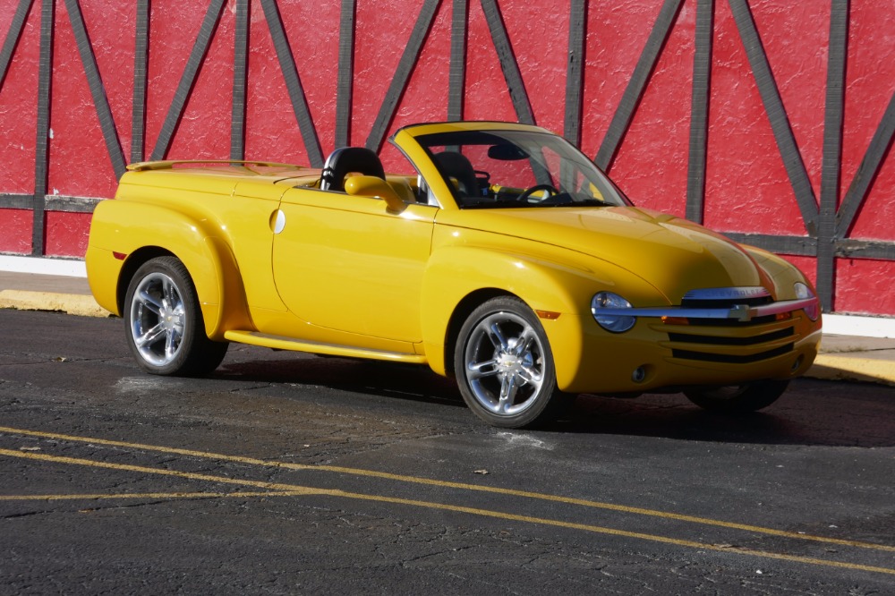 Used 2005 Chevrolet SSR -FUTURE COLLECTABLE- | Mundelein, IL