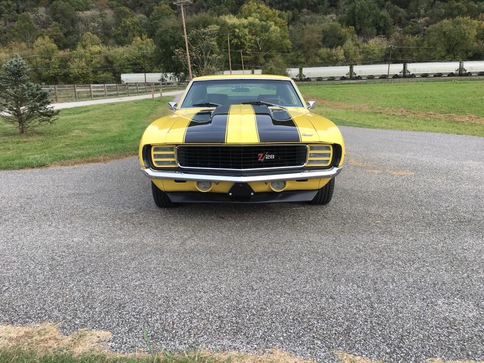 Used 1969 Chevrolet Camaro -RS Z/28 Trim-Daytona Yellow with 4 Speed- | Mundelein, IL