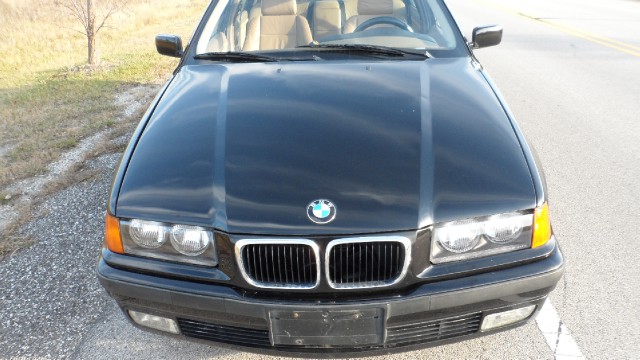 Used 1998 BMW 328i SEE VIDEO-NEW PAINT | Mundelein, IL