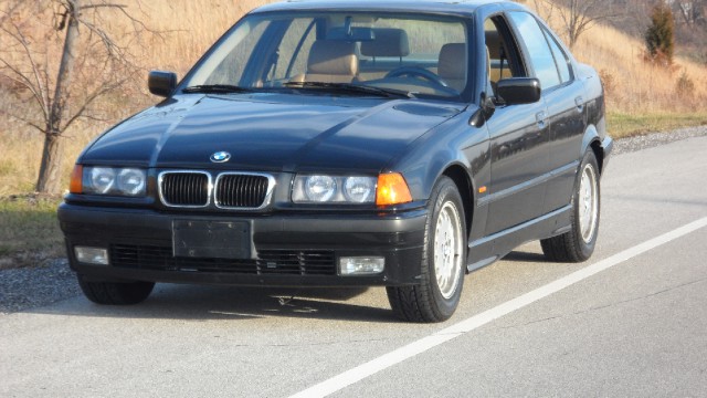 Used 1998 BMW 328i SEE VIDEO-NEW PAINT | Mundelein, IL