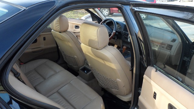 Used 1998 BMW 328i SEE VIDEO-NEW PAINT | Mundelein, IL