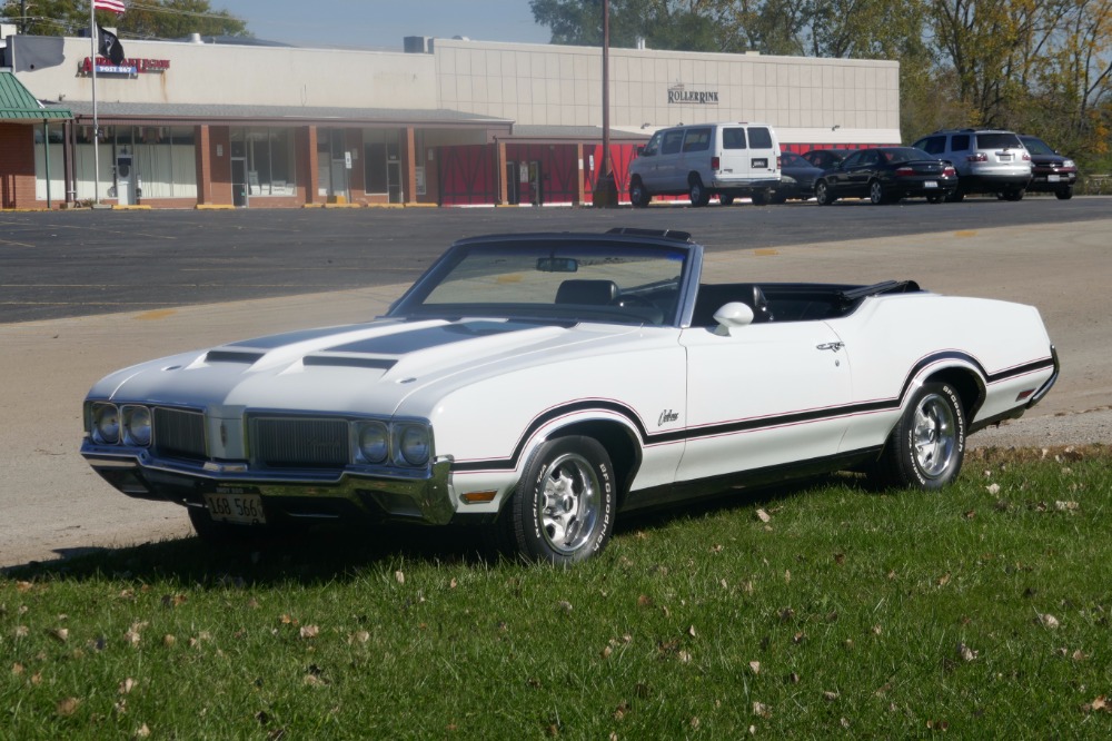 Used 1970 Oldsmobile Cutlass -RARE- CONVERTIBLE- 1 OF 60 EVER BUILT- REAL Y74 PACE CAR-SEE VIDEO | Mundelein, IL