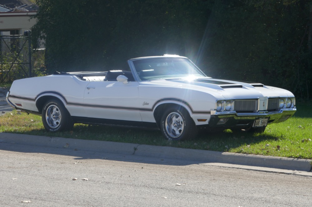 Used 1970 Oldsmobile Cutlass -RARE- CONVERTIBLE- 1 OF 60 EVER BUILT- REAL Y74 PACE CAR-SEE VIDEO | Mundelein, IL