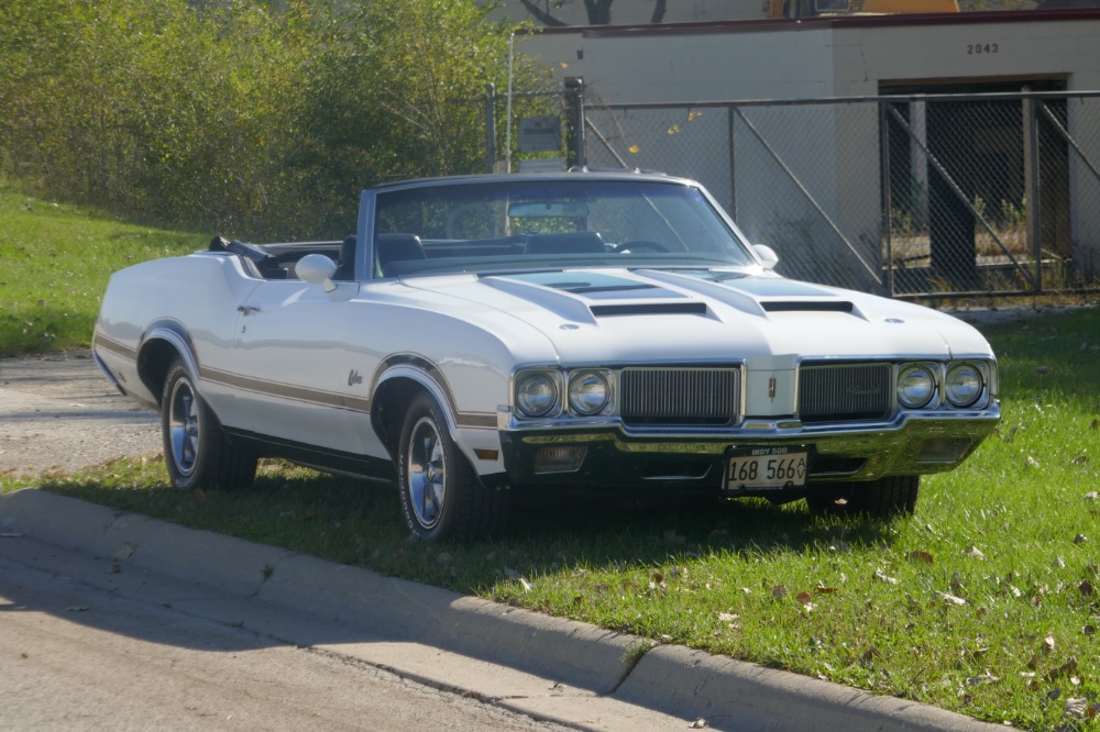 Used 1970 Oldsmobile Cutlass -RARE- CONVERTIBLE- 1 OF 60 EVER BUILT- REAL Y74 PACE CAR-SEE VIDEO | Mundelein, IL