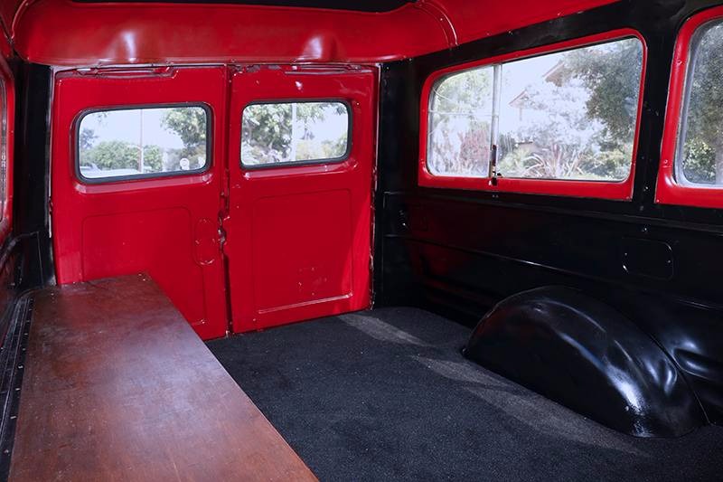 Used 1956 GMC Suburban -DELUXE 100 SERIES-CALIFORNIA CLASSIC-WITH LOW MILES-RESTORED CONDITION- | Mundelein, IL