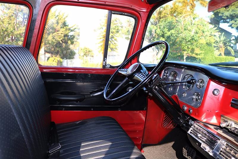 Used 1956 GMC Suburban -DELUXE 100 SERIES-CALIFORNIA CLASSIC-WITH LOW MILES-RESTORED CONDITION- | Mundelein, IL