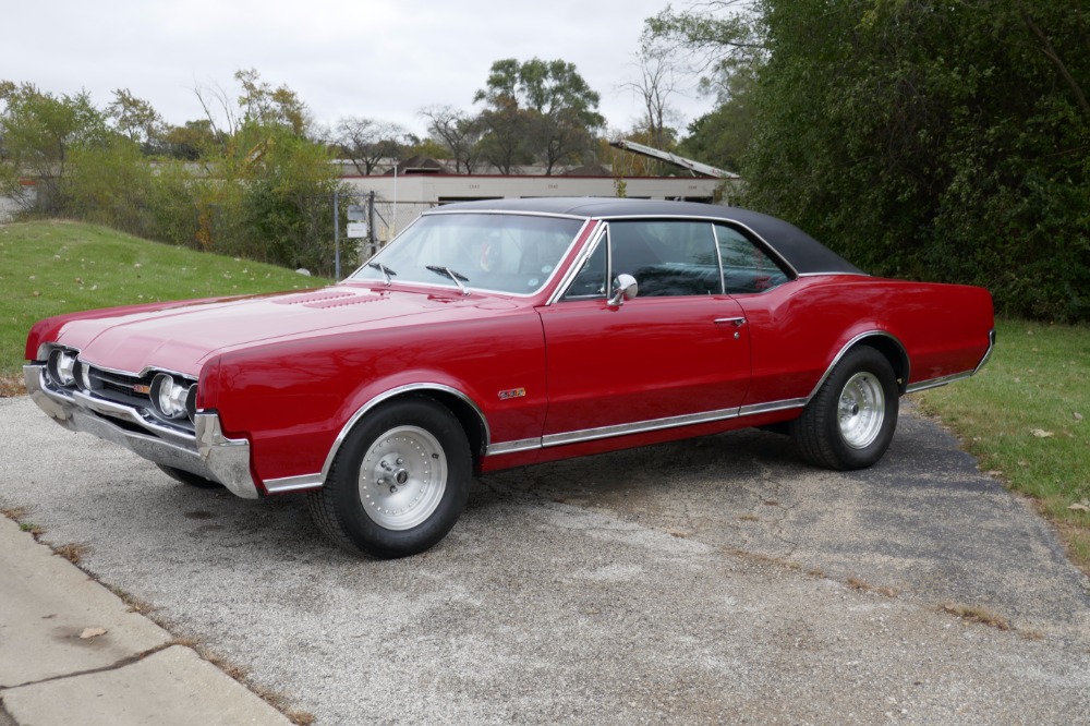 Used 1967 Oldsmobile 442 -CLASSIC COUPE- 425 V8/4-SPEED MANUAL- | Mundelein, IL
