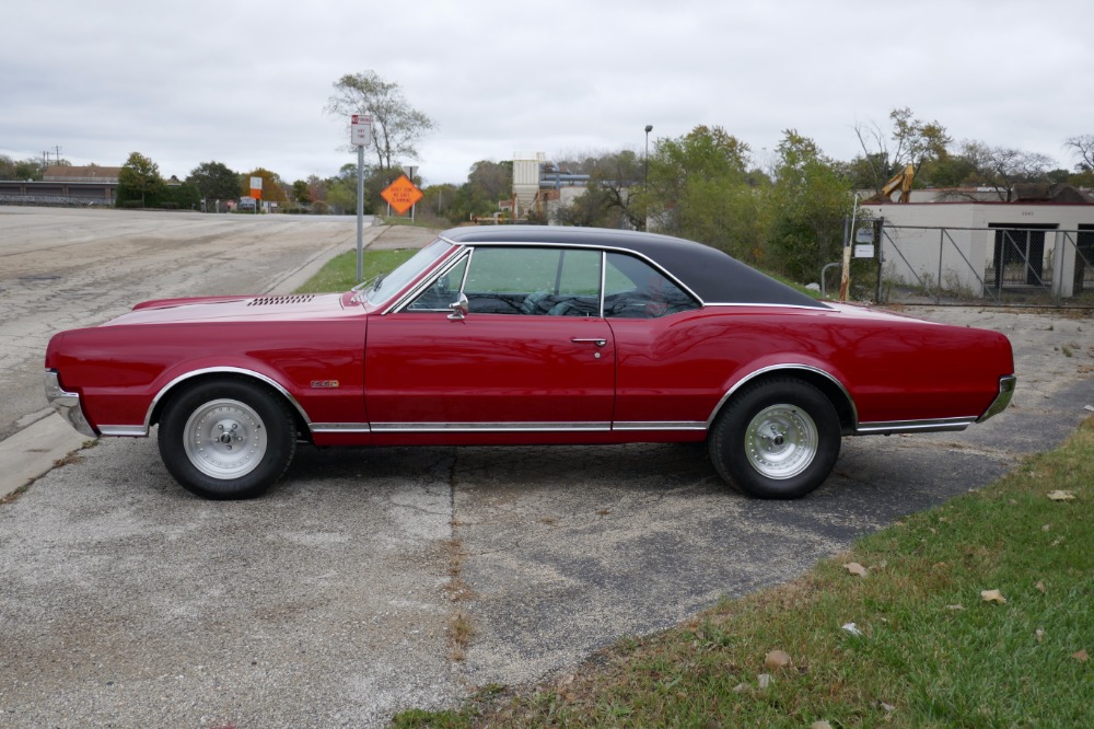 Used 1967 Oldsmobile 442 -CLASSIC COUPE- 425 V8/4-SPEED MANUAL- | Mundelein, IL