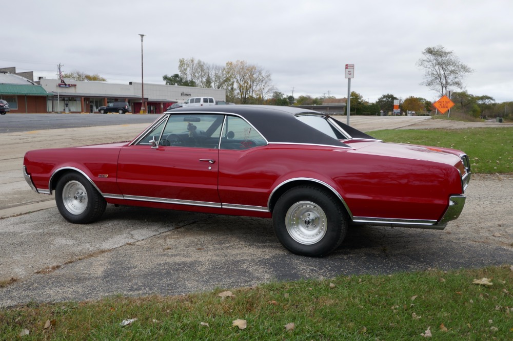 Used 1967 Oldsmobile 442 -CLASSIC COUPE- 425 V8/4-SPEED MANUAL- | Mundelein, IL