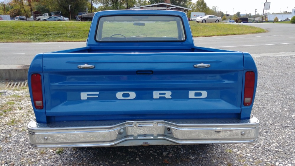 Used 1973 Ford F100 -CLASSIC PICKUP TRUCK- 351 WINDSOR/3-SPEED - ONE OWNER | Mundelein, IL