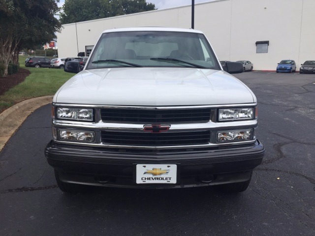 Used 1998 Chevrolet Tahoe -4 WHEEL DRIVE SUV-LEATHER INTERIOR-FROM NORTH CAROLINA-CLEAN CLEAN- | Mundelein, IL