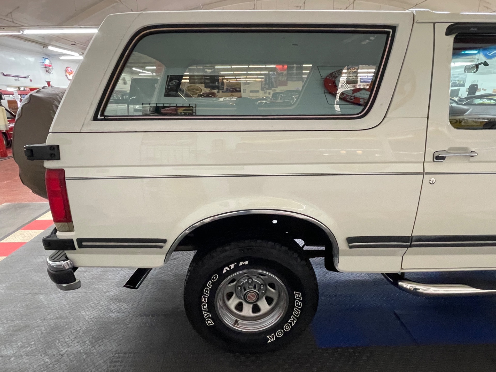 Used 1987 Ford Bronco -XLT- 4X4- 302CI /AUTOMATIC-LOW MILES FROM NORTH CAROLINA - SEE VIDEO | St. Petersburg, FL