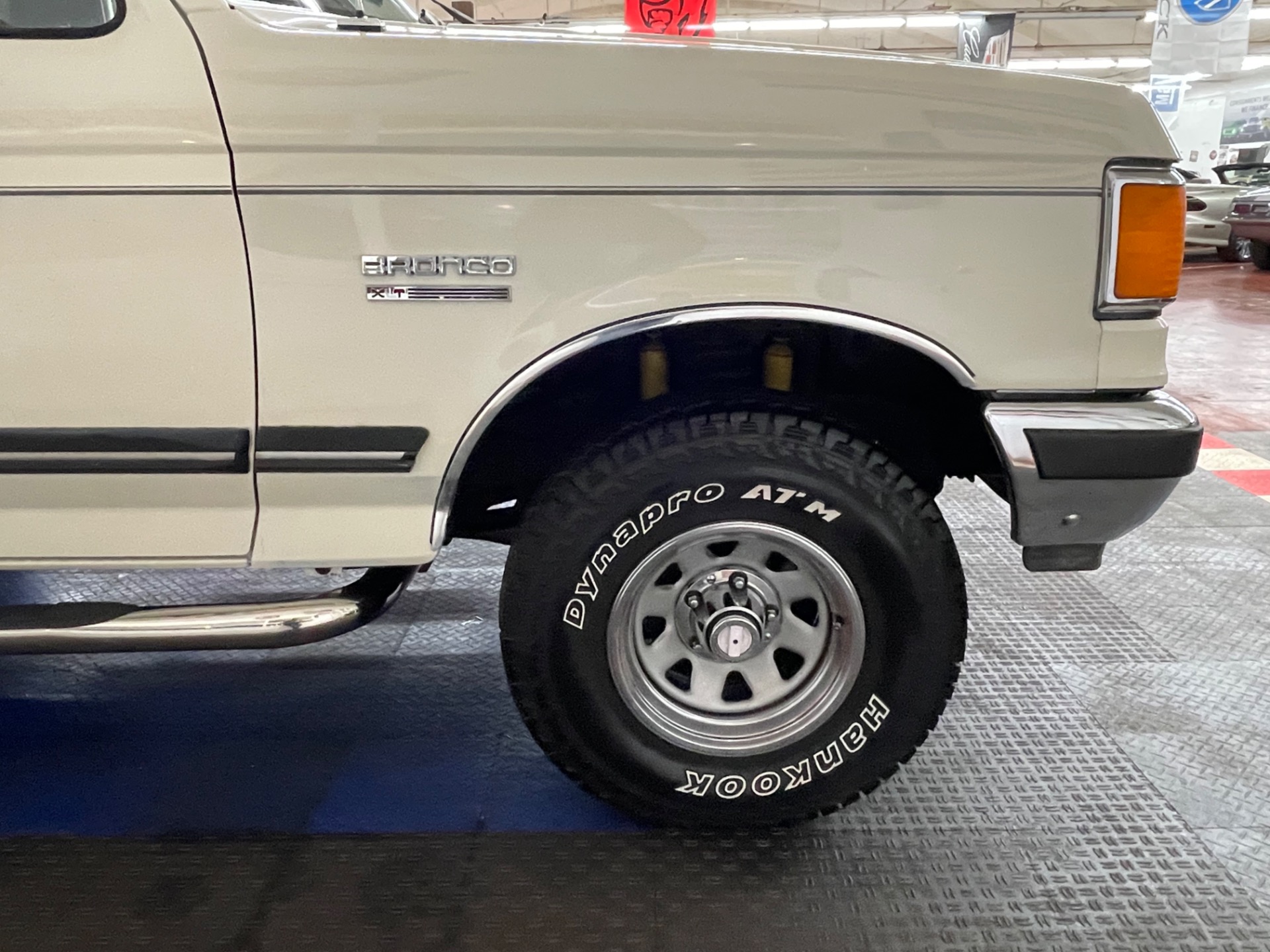 Used 1987 Ford Bronco -XLT- 4X4- 302CI /AUTOMATIC-LOW MILES FROM NORTH CAROLINA - SEE VIDEO | St. Petersburg, FL