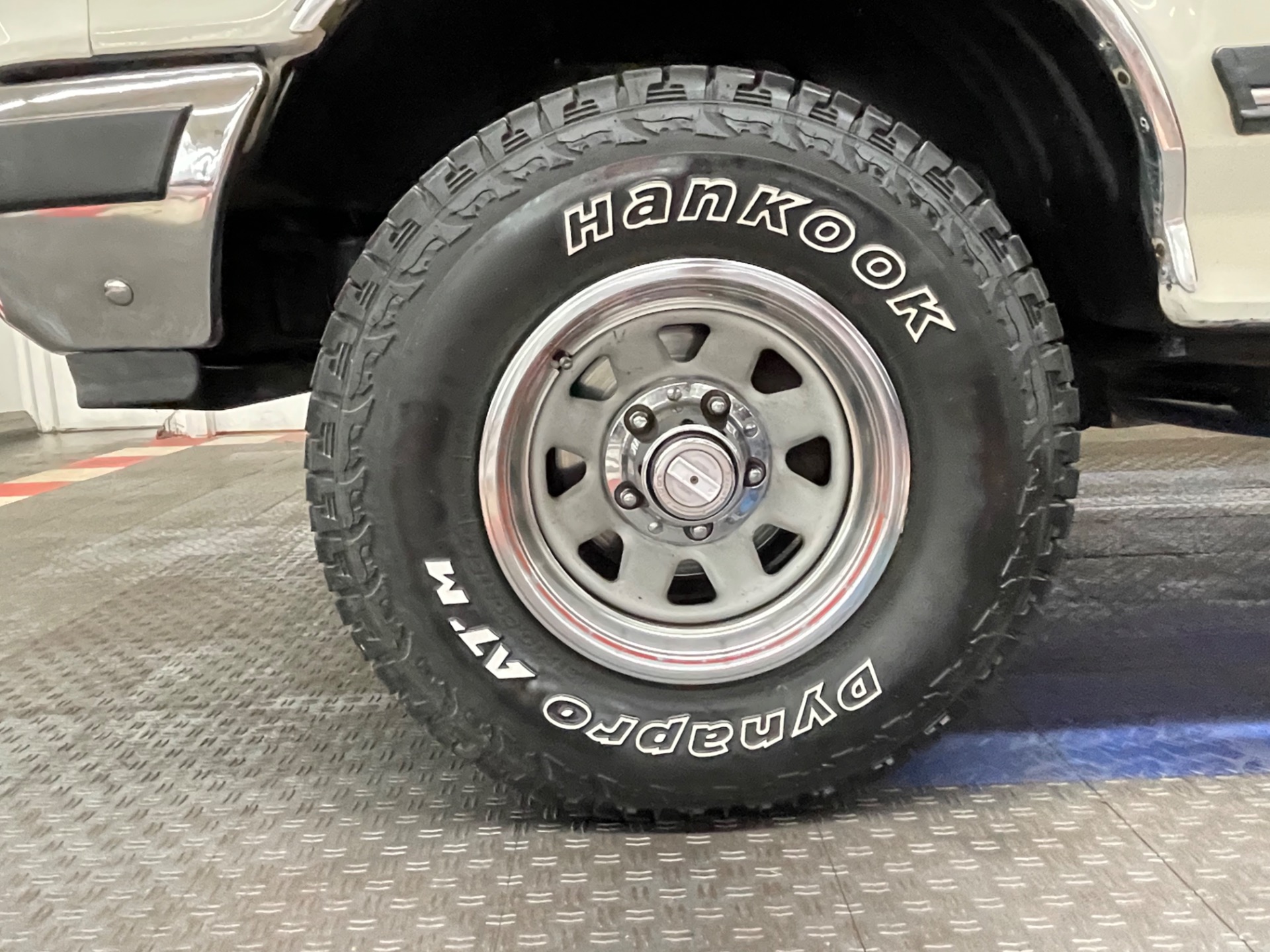 Used 1987 Ford Bronco -XLT- 4X4- 302CI /AUTOMATIC-LOW MILES FROM NORTH CAROLINA - SEE VIDEO | St. Petersburg, FL