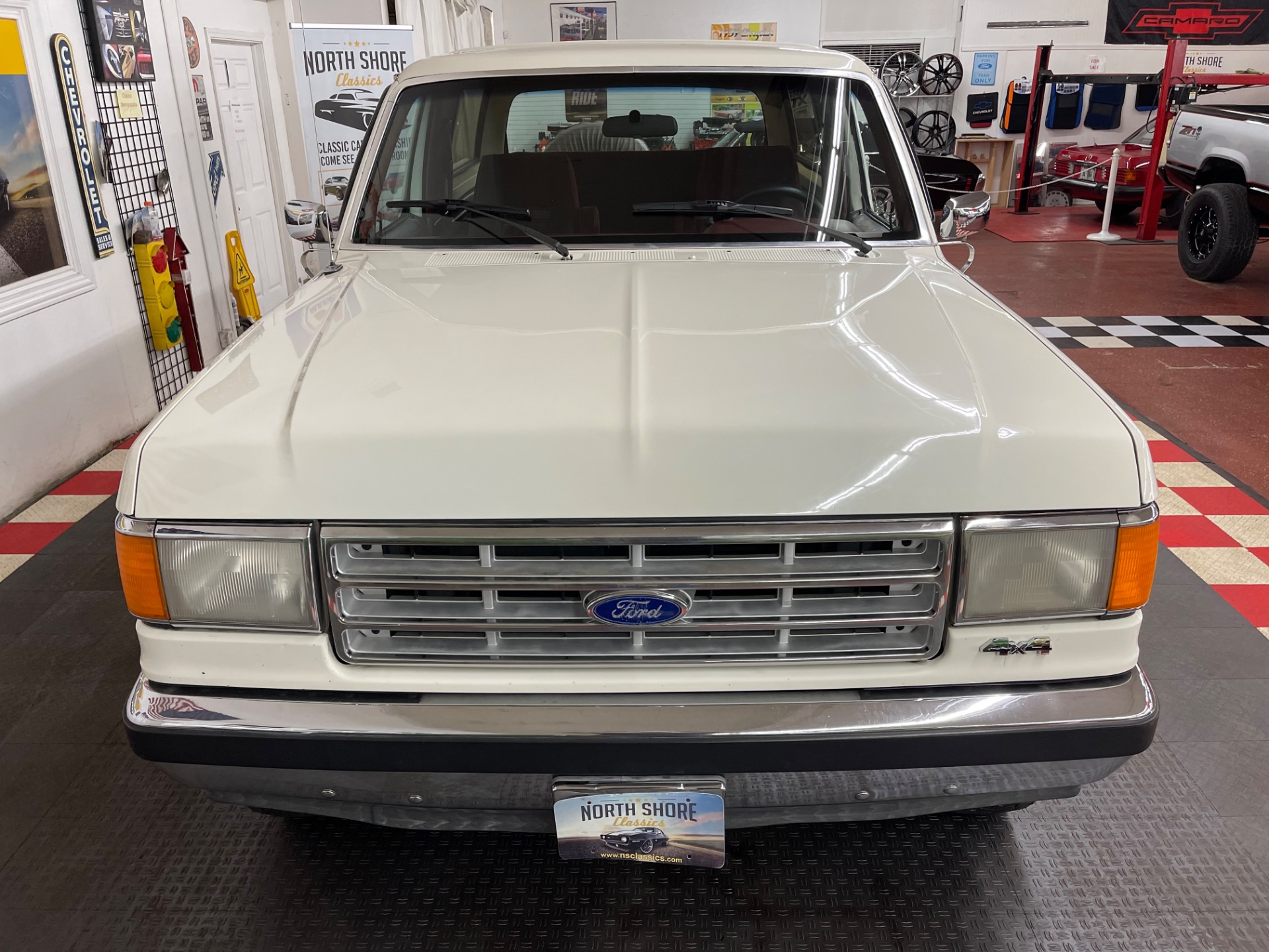 Used 1987 Ford Bronco -XLT- 4X4- 302CI /AUTOMATIC-LOW MILES FROM NORTH CAROLINA - SEE VIDEO | St. Petersburg, FL