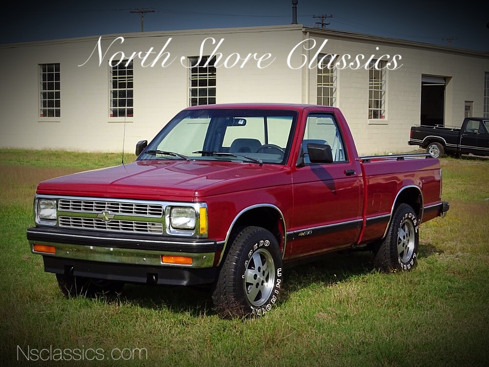 1992 Chevrolet Pickup S101 OWNER TRUCKSHORTBED4X44.3 L V6 ACTUAL
