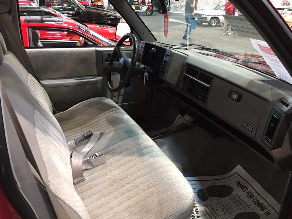 Used 1992 Chevrolet Pickup -S10-1 OWNER TRUCK-SHORTBED-4X4-4.3 L V6 ACTUAL MILES-NORTH CAROLINA- | Mundelein, IL