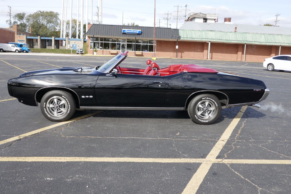 Used 1969 Pontiac GTO - CONVERTIBLE NUMBERS MATCHING 400/ 4 -SPEED- SEE VIDEO | Mundelein, IL