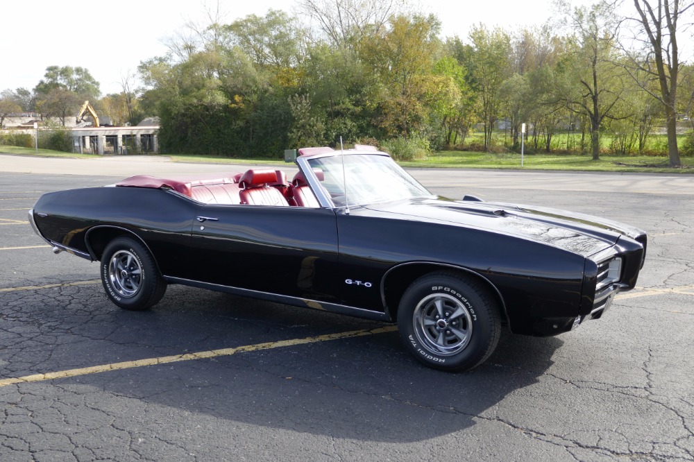 Used 1969 Pontiac GTO - CONVERTIBLE NUMBERS MATCHING 400/ 4 -SPEED- SEE VIDEO | Mundelein, IL