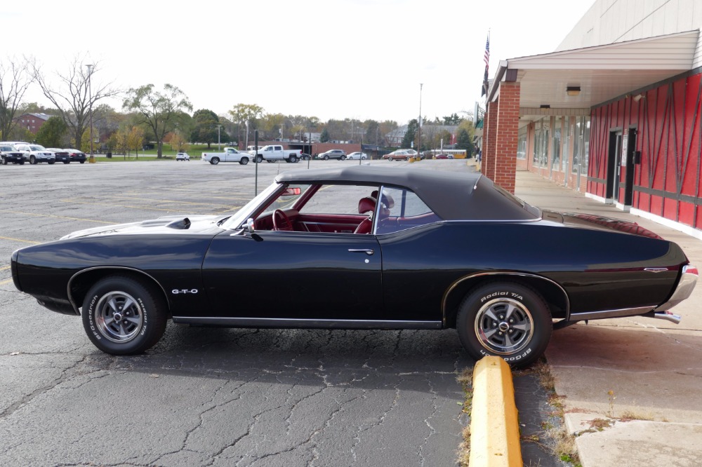 Used 1969 Pontiac GTO - CONVERTIBLE NUMBERS MATCHING 400/ 4 -SPEED- SEE VIDEO | Mundelein, IL