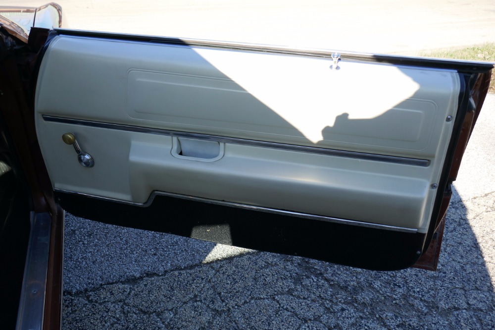 Used 1969 Pontiac Grand Prix -ORIGINAL PAINT -NUMBERS MATCHING-SURVIVOR- ALWAYS FAMILY OWNED  -SEE VIDEO | Mundelein, IL