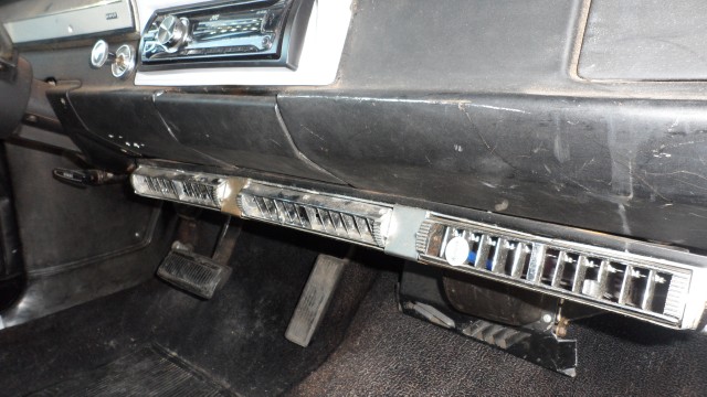 Used 1970 Dodge Dart Swinger SEE VIDEO-Non restored- original Unmelosted Barn Find | Mundelein, IL